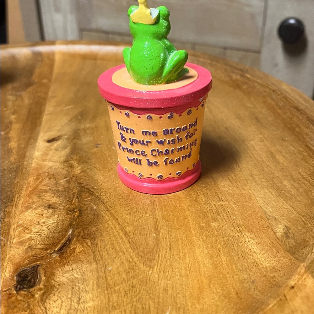 Claire’s trinket box - Picture 4 of 5
